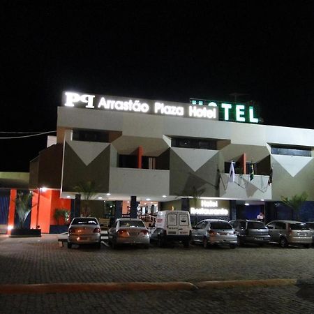 ホテル Arrastao Premium Plaza Muriaé エクステリア 写真