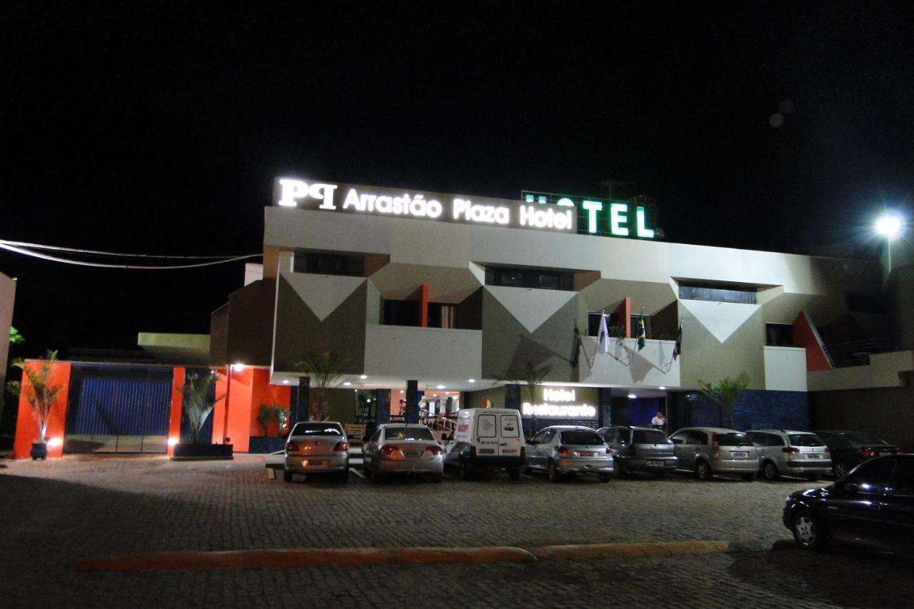ホテル Arrastao Premium Plaza Muriaé エクステリア 写真